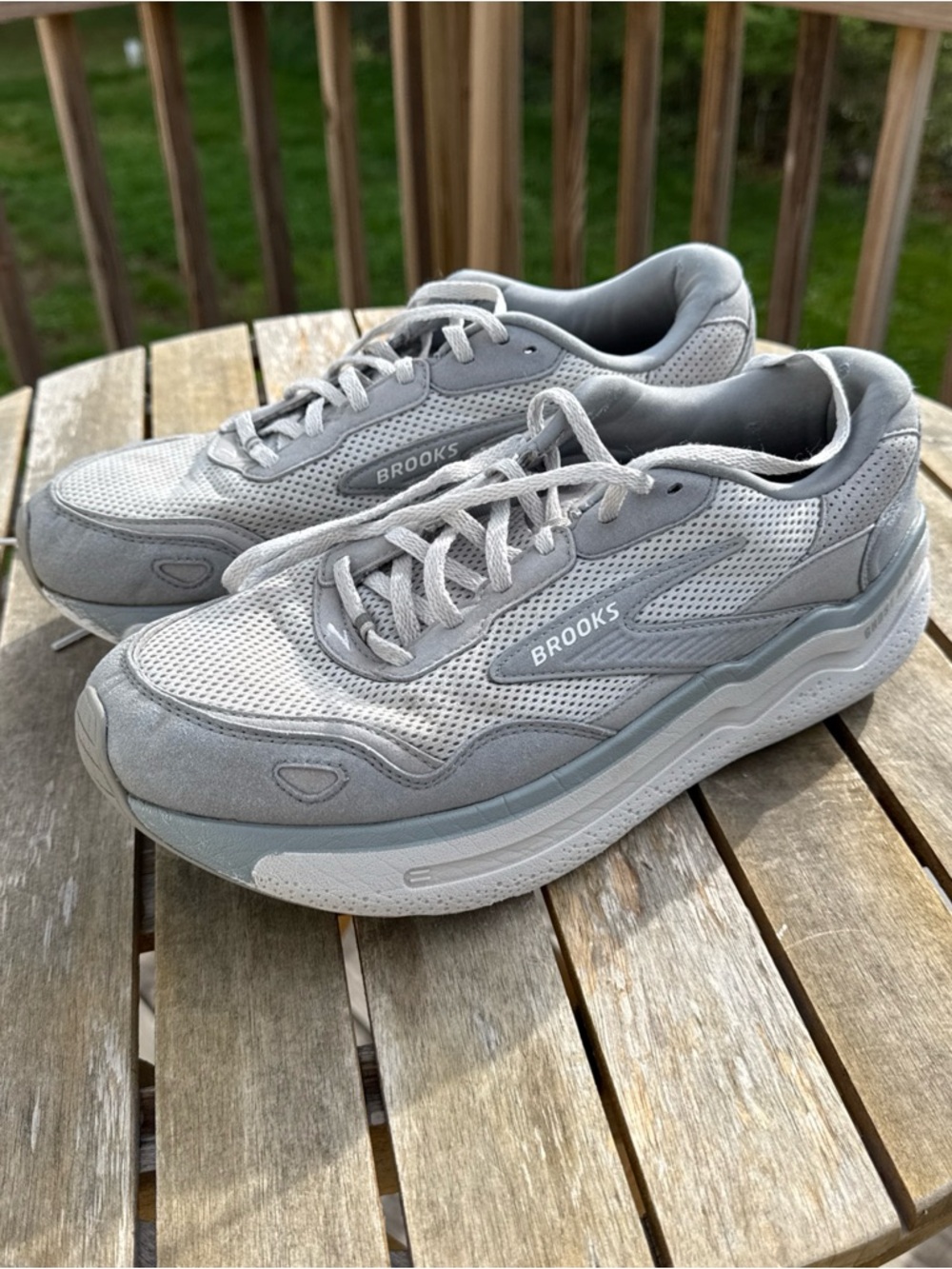 Brooks Ghost Max Running Shoes Mens 11 Gray Sneakers